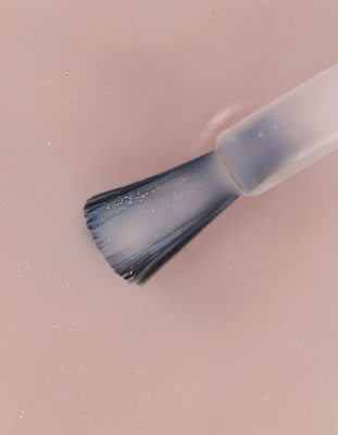 IQ Beauty Лак для защиты от грибка Antifungal Nail Polish с активатором роста и тербинафином №02 12,5 мл. IQ Beauty Лак для защиты от грибка Antifungal Nail Polish с активатором роста и тербинафином №02 12,5 мл.