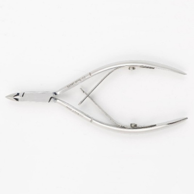 Silver Star Кусачки маникюрные для кожи Cobalt 03 (6 мм.) Silver Star Кусачки маникюрные для кожи Cobalt 03 (6 мм.)