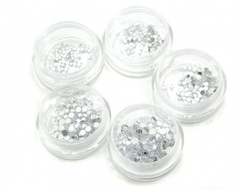 Люминесцентные стразы Y1CK05E белые 3 мм. 100 шт./банка