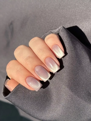 MoodNail Гель-лак Silk Cat Violet 10 г.