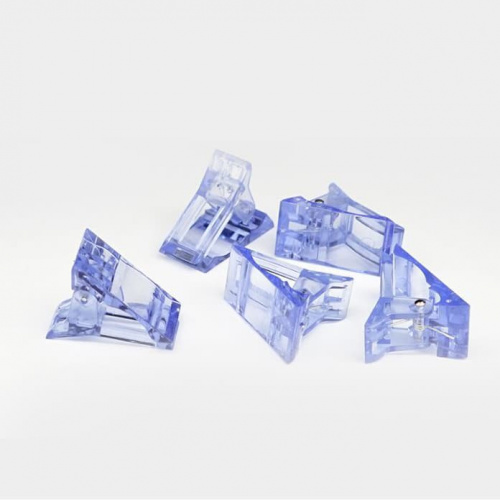 Зажим фиксирующий пластиковый голубой