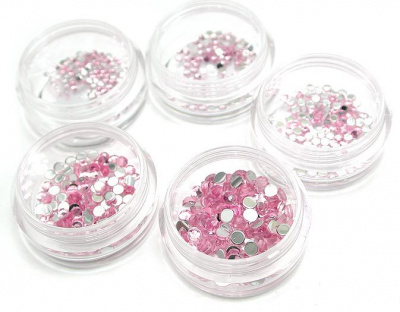 Люминесцентные стразы Y1CK02C розовые 2 мм. 100 шт./банка Люминесцентные стразы Y1CK02C розовые 2 мм. 100 шт./банка
