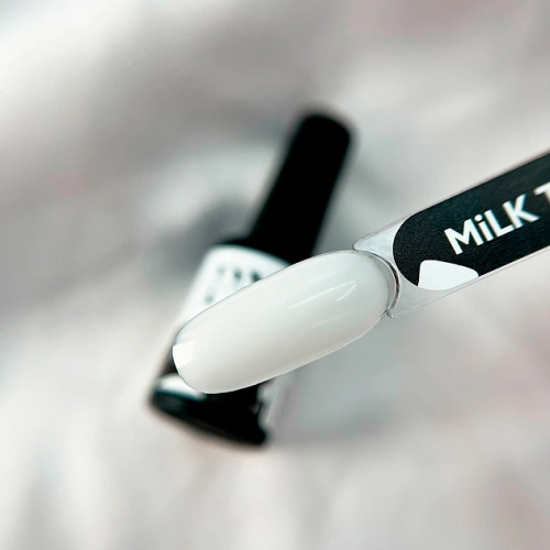 Patrisa Nail MiLK Top молочный топ 8 мл.
