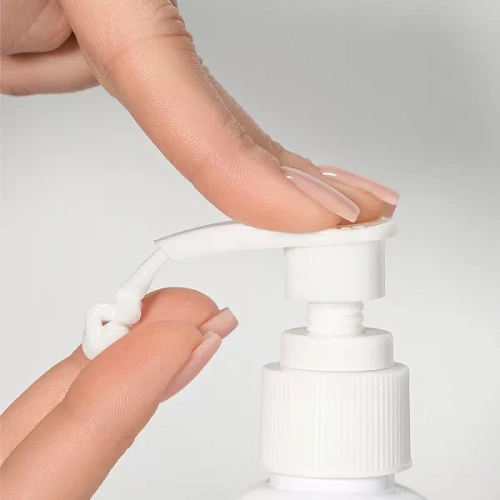 Runail Крем для рук ОМОЛАЖИВАЮЩИЙ 200 мл. №3831