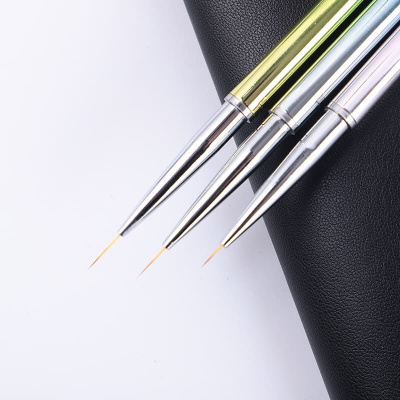 Набор радужных кистей для прорисовки тонких линий и узоров 3 шт. Набор радужных кистей для прорисовки тонких линий и узоров 3 шт.