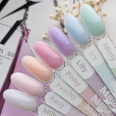 MOOZ Цветная камуфлирующая база Yogurt Base Minty 9 мл. OB07 MOOZ Цветная камуфлирующая база Yogurt Base Minty 9 мл. OB07