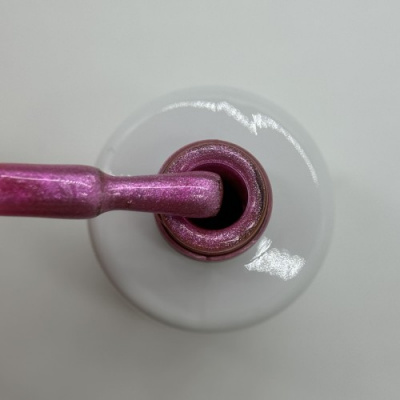 Y.me Гель-лак кошачий глаз Glam cat 06 10 мл. Y.me Гель-лак кошачий глаз Glam cat 06 10 мл.