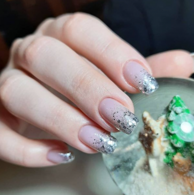 Milk Гель-лак Shine Bright 432 Silver Nails 9 мл. Milk Гель-лак Shine Bright 432 Silver Nails 9 мл.