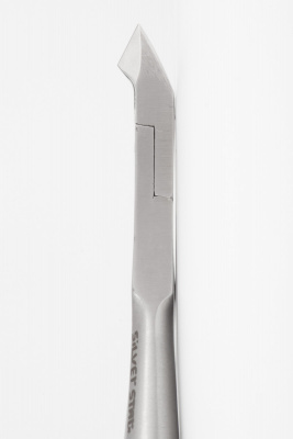 Silver Star Кусачки маникюрные для кожи Classic AT-881 (4 мм.) Silver Star Кусачки маникюрные для кожи Classic AT-881 (4 мм.)