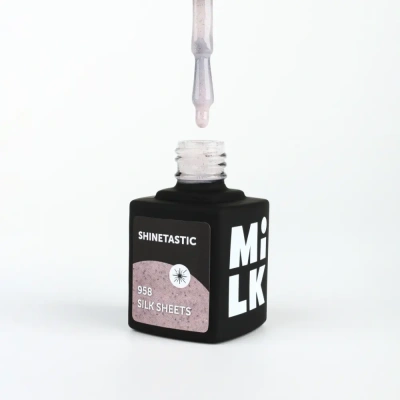 Milk Гель-лак Shinetastic 958 Silk Sheets 9 мл. Milk Гель-лак Shinetastic 958 Silk Sheets 9 мл.