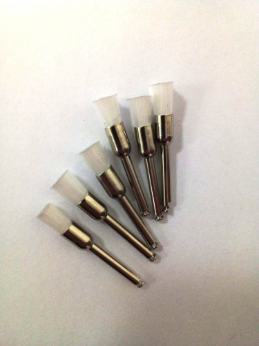 Щетка цветная малая (синтетика) 1 шт. Щетка цветная малая (синтетика) 1 шт.