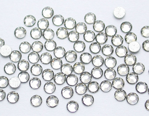 Стразы Сваровски Y1CL12C 2 мм./200 шт.