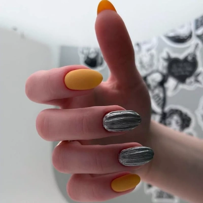 MoodNail Гель-лак Visart Yellow 10 г.