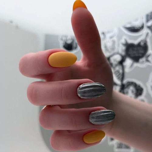 MoodNail Гель-лак Visart Yellow 10 г.