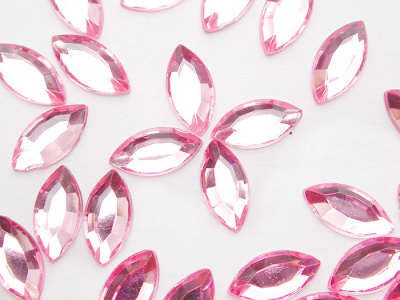 Стразы - Миндаль, светло-розовые 4 х 8 мм. (Y1CL82C) 50 шт./банка