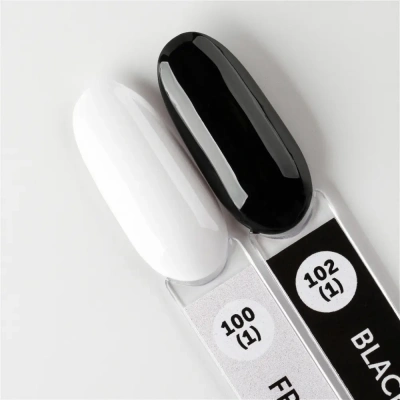 Milk Гель-лак Simple 102 (1) Black Vinyl 9 мл.