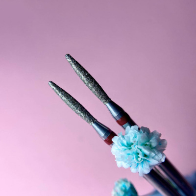 KristallNails, Бор алмазный (Пламя закругленное) Мелкая (Красная) 856.104.263.100.018 KristallNails, Бор алмазный (Пламя закругленное) Мелкая (Красная) 856.104.263.100.018